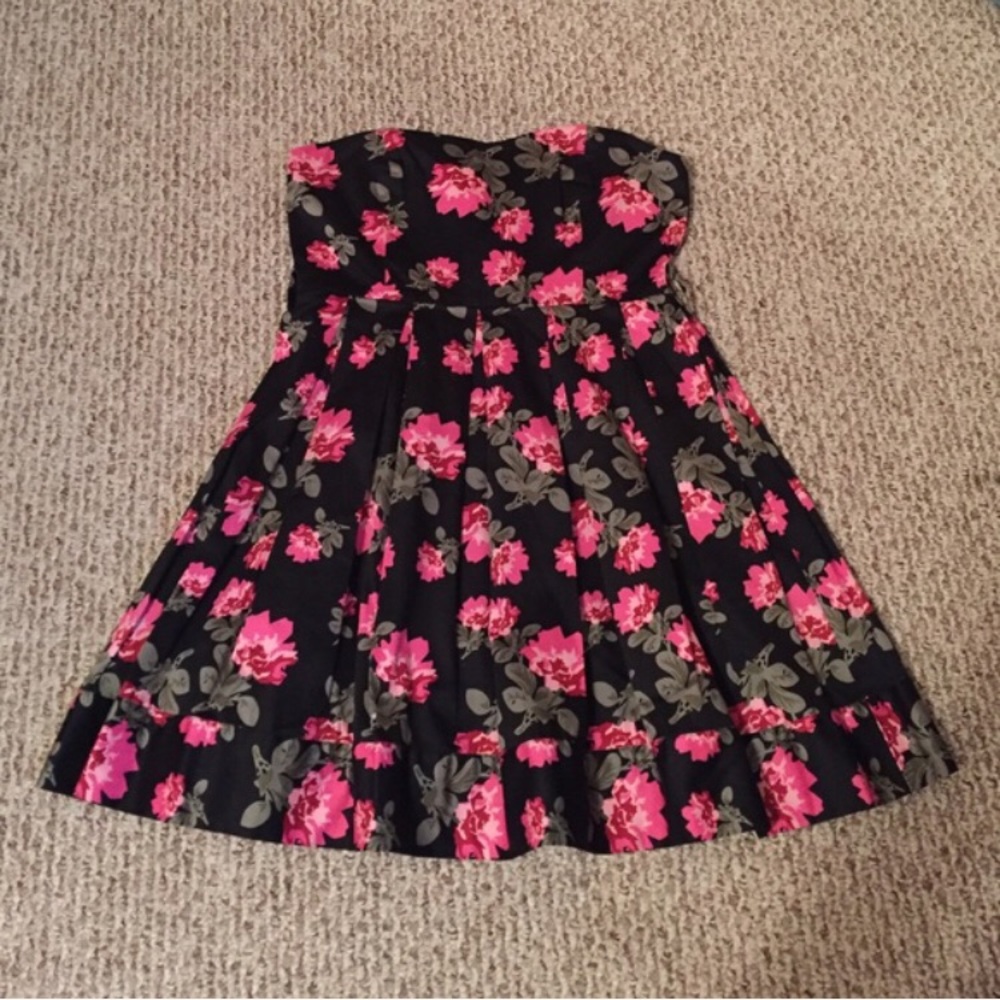 TWO DRESSES BUNDLE
